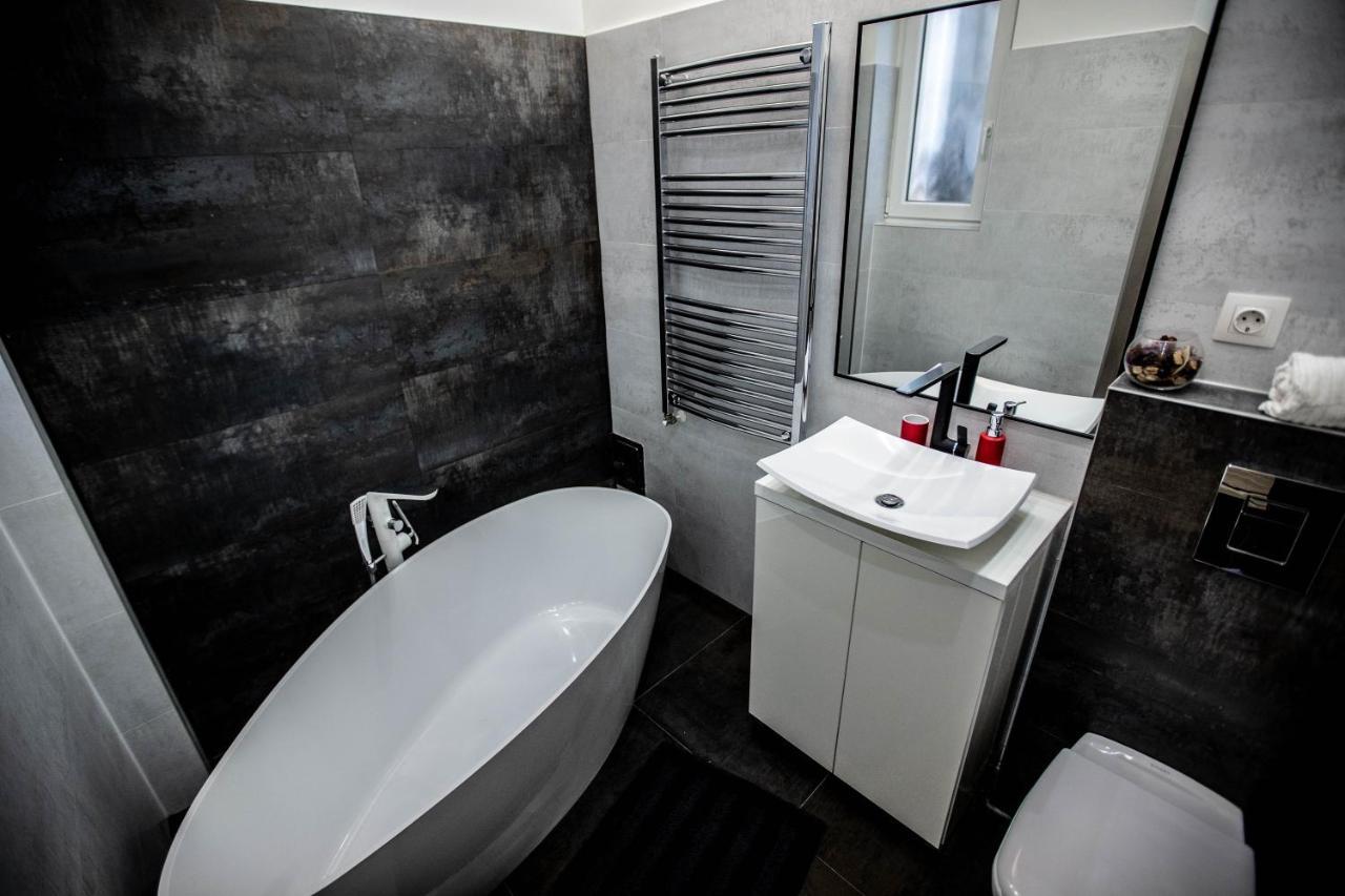 Luna Lux Residency Budapest Exteriör bild
